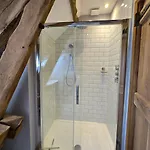 Le Sorbier, Avec Piscine Lejlighed
