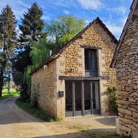 Le Sorbier, Avec Piscine