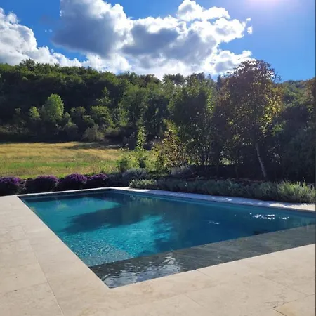 Le Sorbier, Avec Piscine Valojoulx