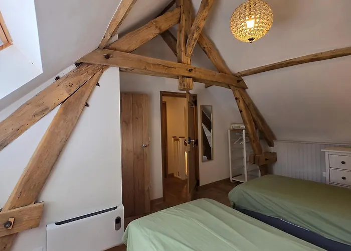 Le Sorbier, Avec Piscine