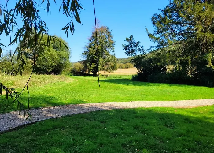 Le Sorbier, Avec Piscine