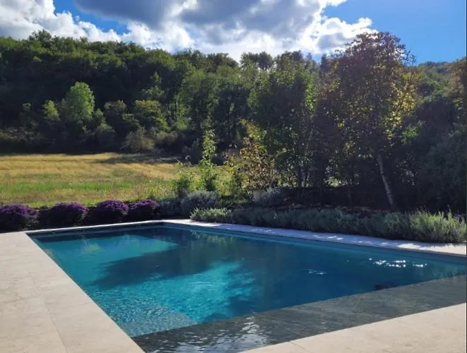 Le Sorbier, Avec Piscine Valojoulx