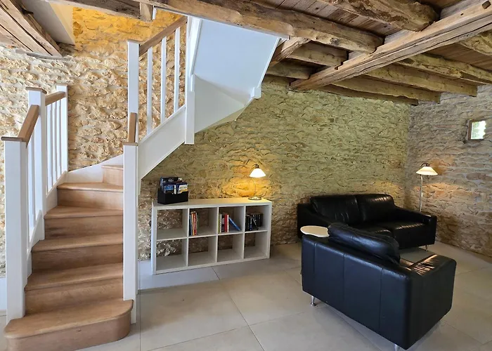 Le Sorbier, Avec Piscine *