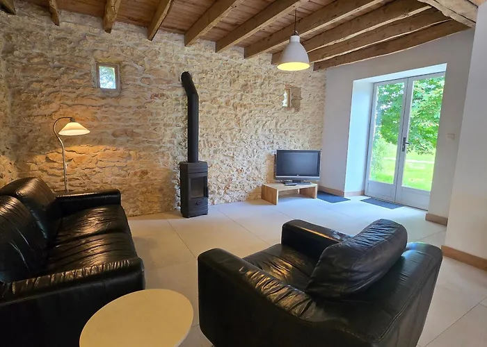 Apartment Le Sorbier, Avec Piscine *